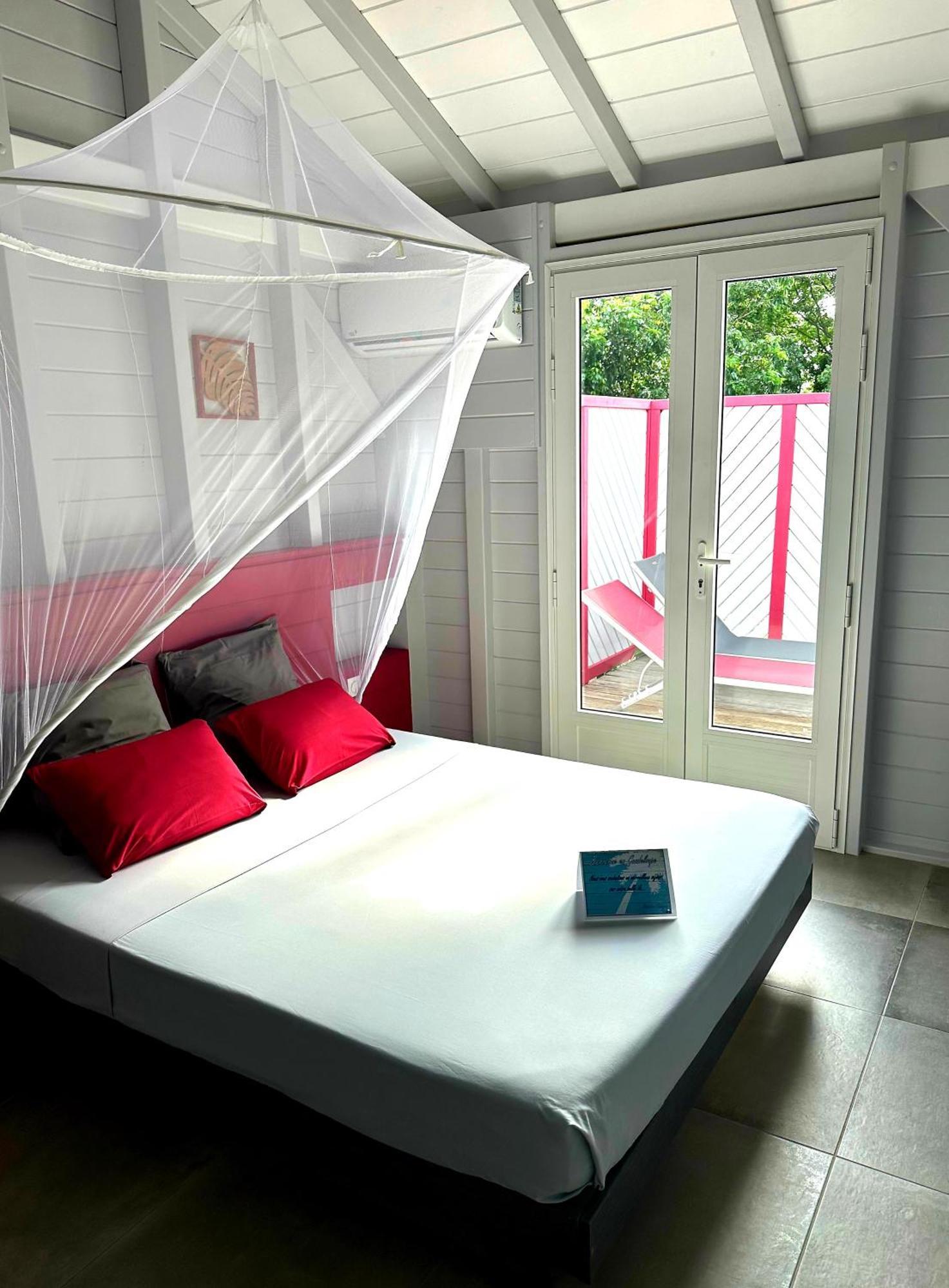 Caraibes Cottage Grenat Piscine Privee 900M De Grande Anse Deshaies Exterior foto